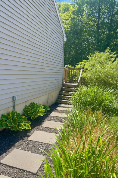 Building Photo - 13300 Patchin Dr