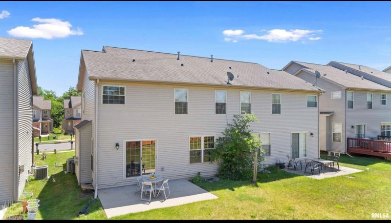 Building Photo - 10013 Brompton Ct