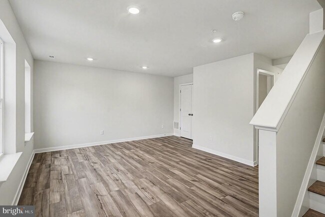 Building Photo - 1277 Fillmore St