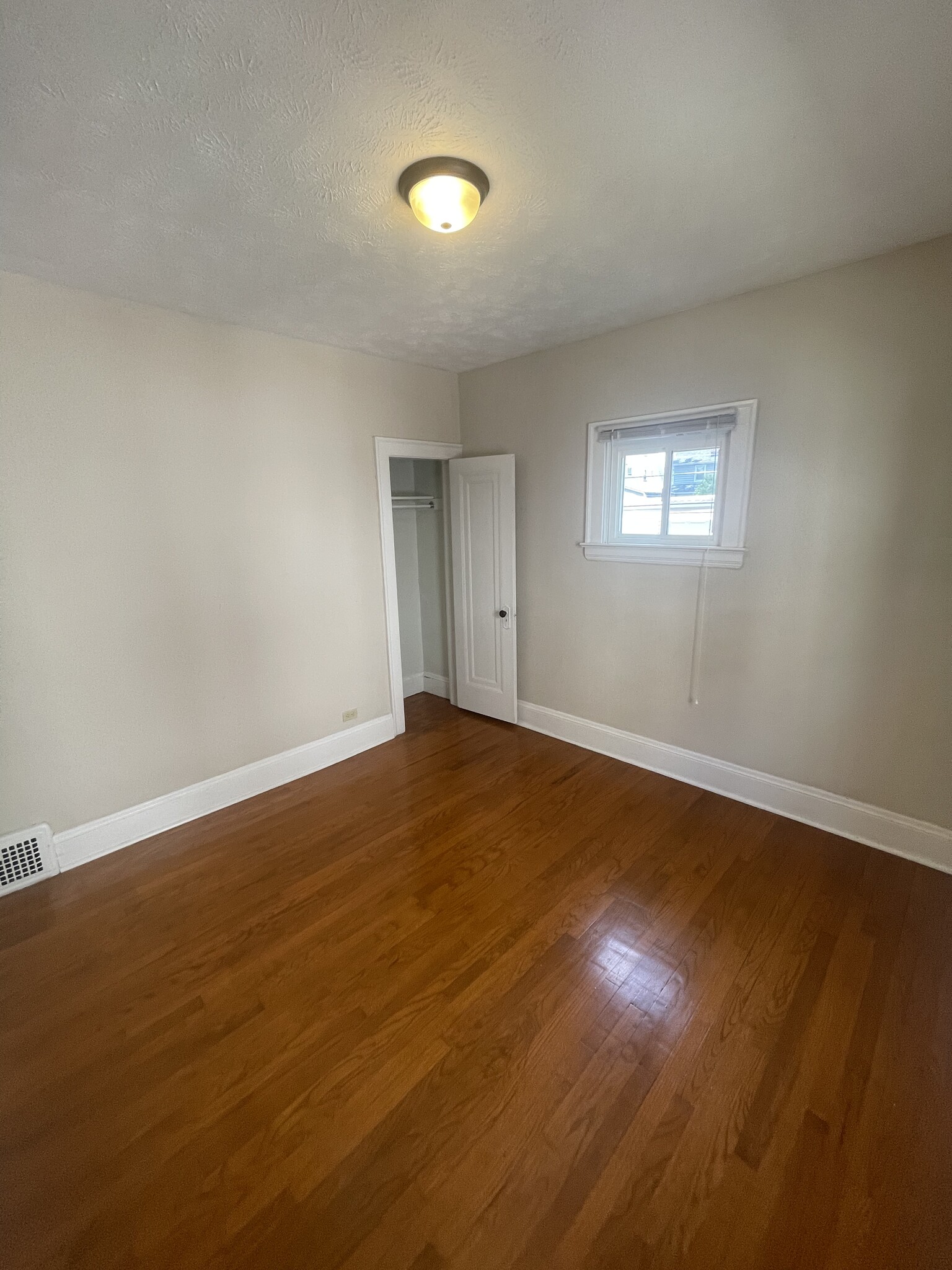 Building Photo - 2172 Bunts Road