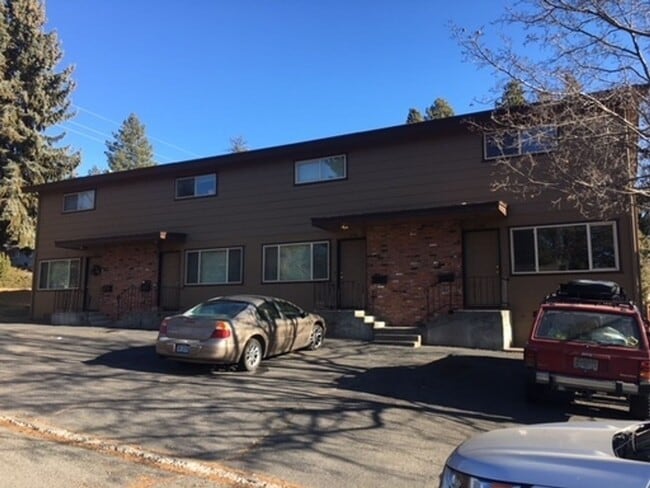 Primary Photo - West Side Location