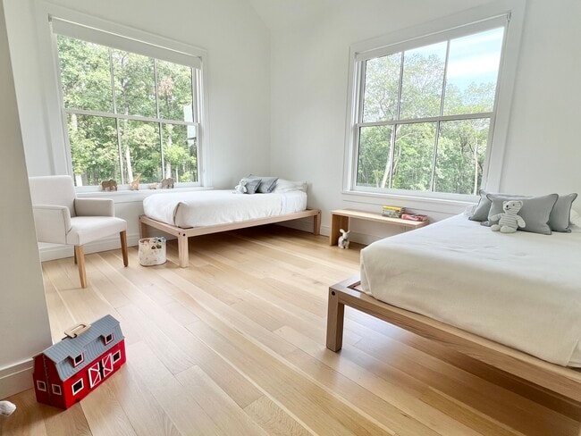 Building Photo - 36 Yuza Mini Ln