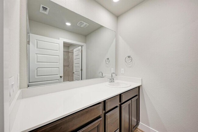 Building Photo - 7319 Travertine Spring Dr