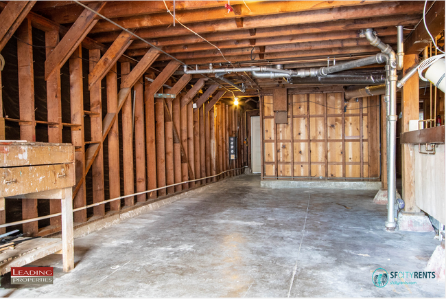 Building Photo - Outer Mission: Single Family Home w/ Bonus...