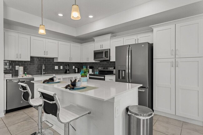 Building Photo - 3161 Paradox Cir