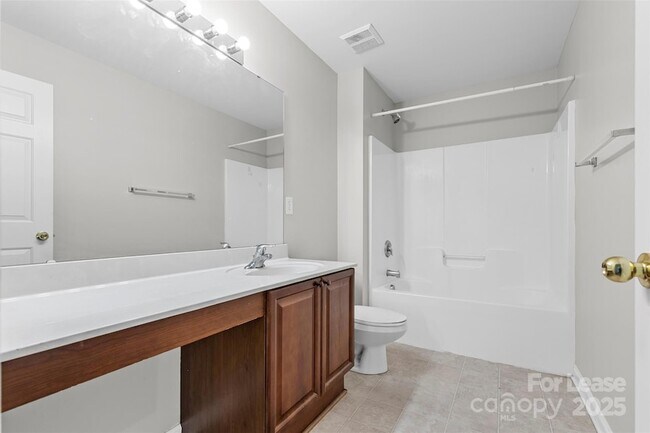 Building Photo - 5006 Rosewater Ln