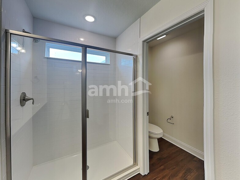 Building Photo - 6102 Little Blf Cir