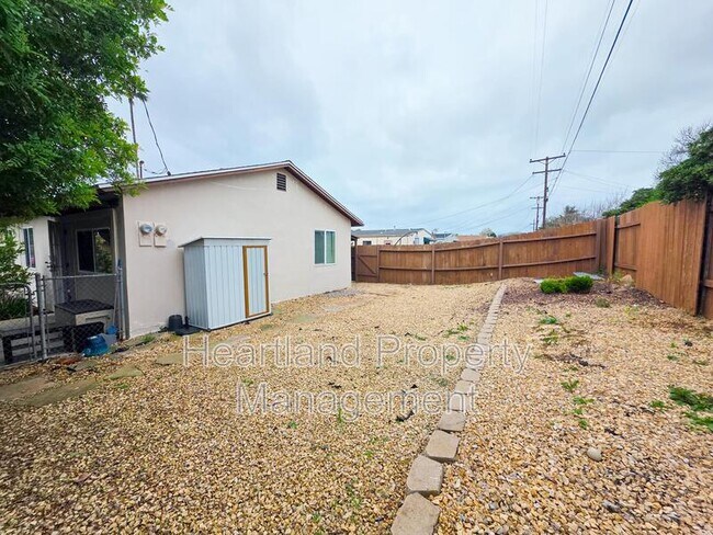 Building Photo - 3298 Luna Ave