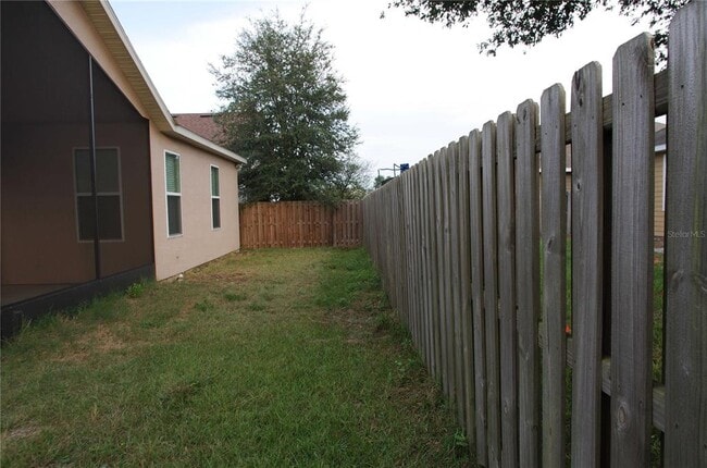 Building Photo - 8853 SW 78th Ave