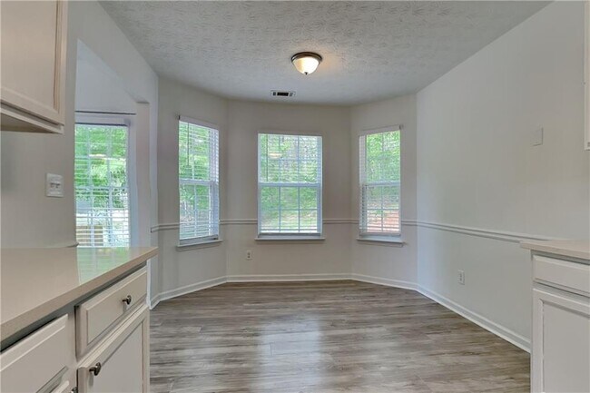 Building Photo - 4206 Shoreside Cir SW