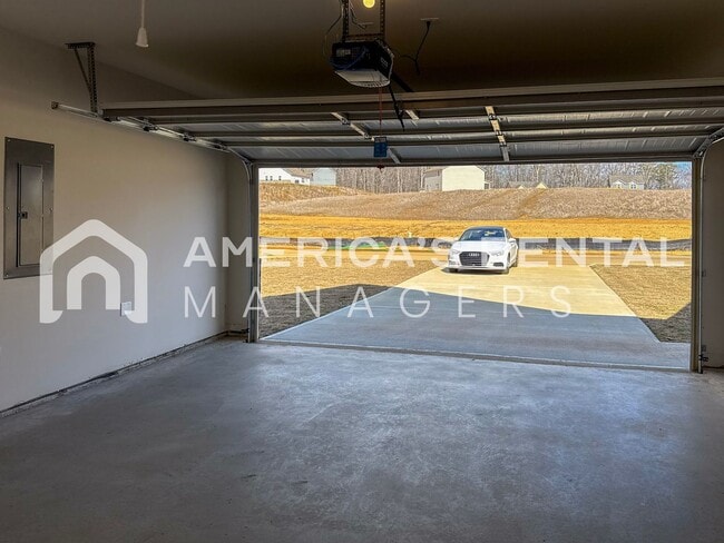 Building Photo - Your New Home Awaits in Hunter's Point at Innsbrooke in Pinson, AL! Available to View Now!