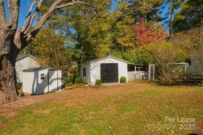 Building Photo - 1632 Kimberly Dr