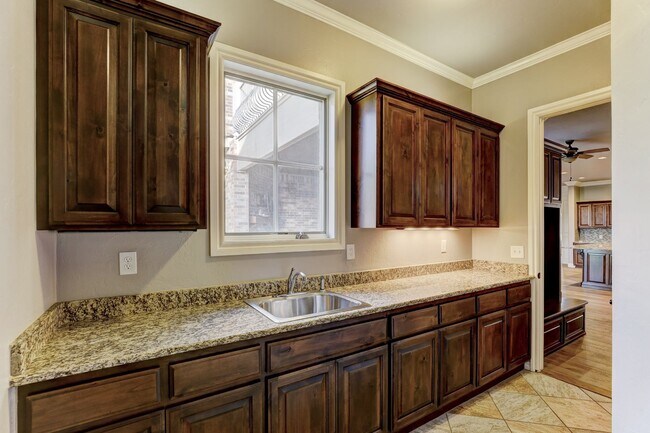 Building Photo - Luxury Living in Rosecreek – 4-Bedroom Home in Deer Creek Schools!