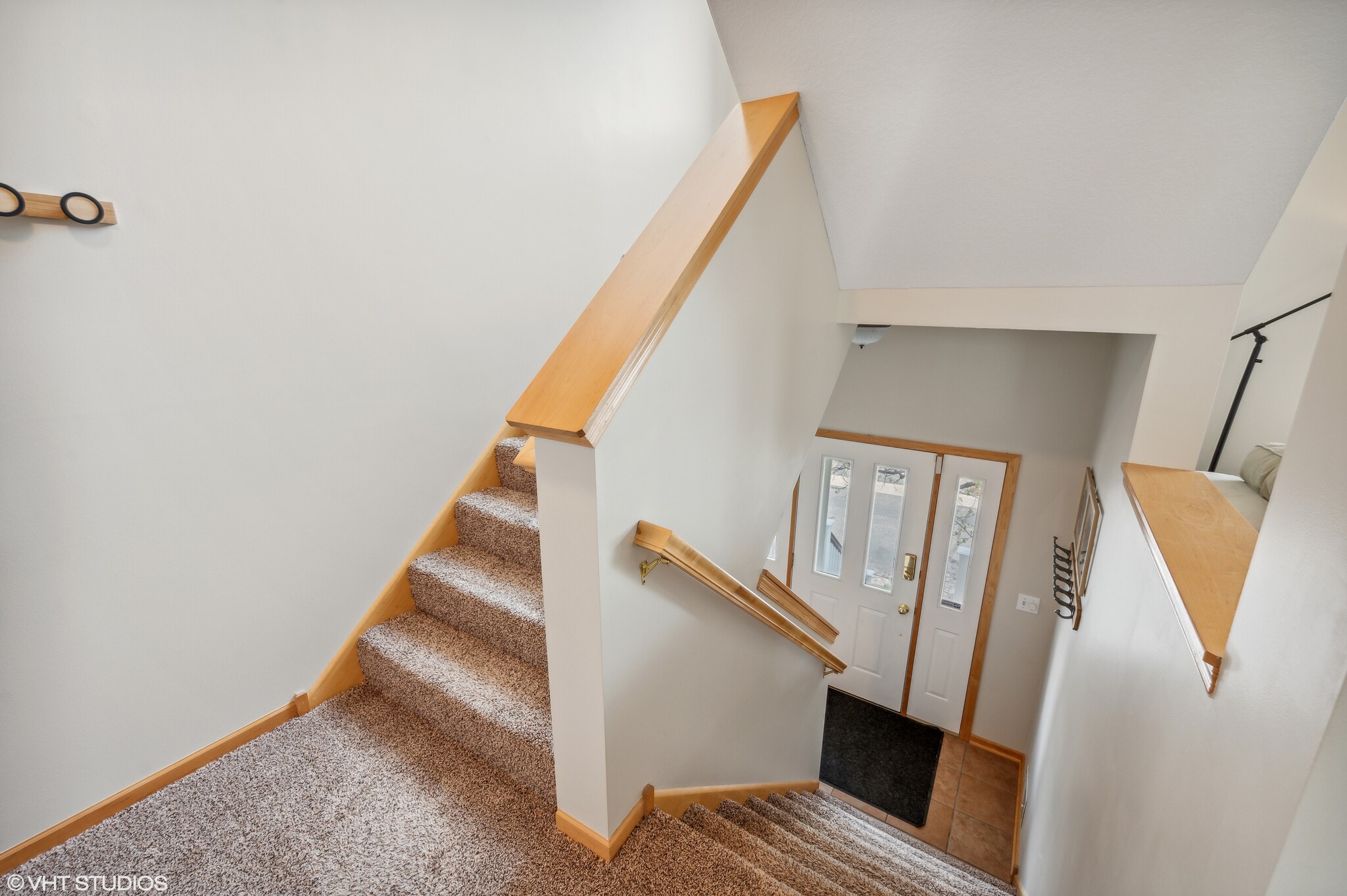 Building Photo - 977 Fairfield Ct