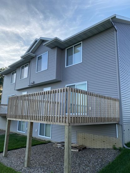 Building Photo - 1923 Rosehill Dr SW