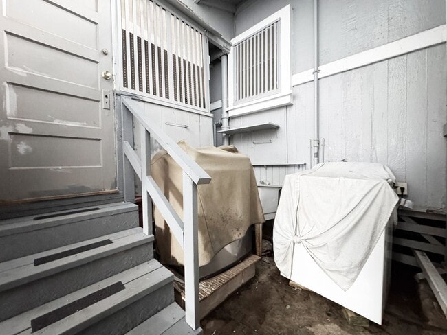 Building Photo - 2322-ST