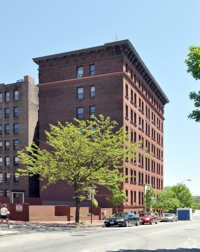 The Preston - The Preston Apartments