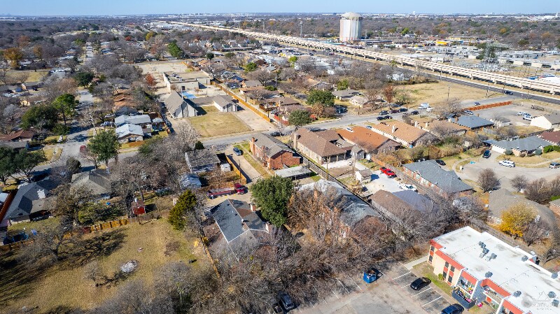 Building Photo - 210 Rolston Rd