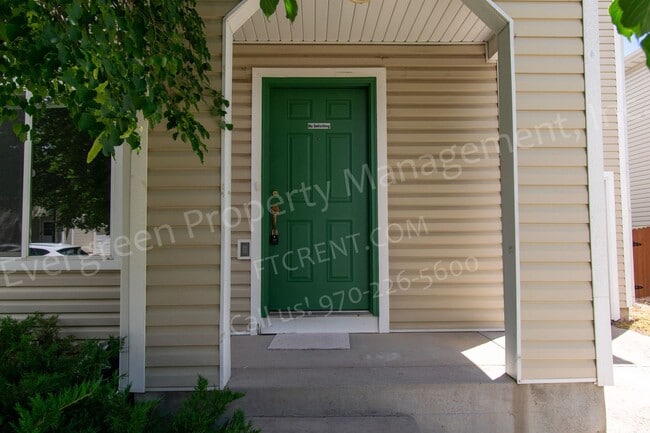 Building Photo - 3326 Warren Farm Dr