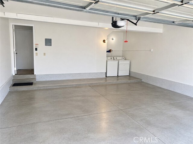Building Photo - 9385 Mesa Verde Dr