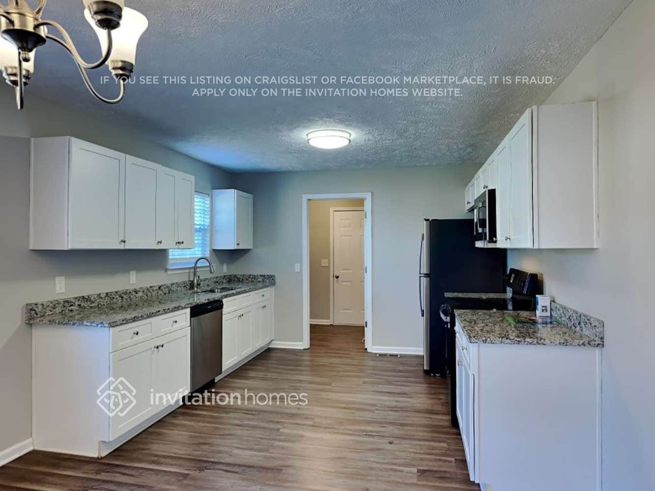 Building Photo - 1915 Venada Trail