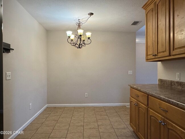 Building Photo - 3545 Brentwood Pl