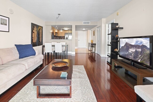 Building Photo - Brickell Avenue Water View