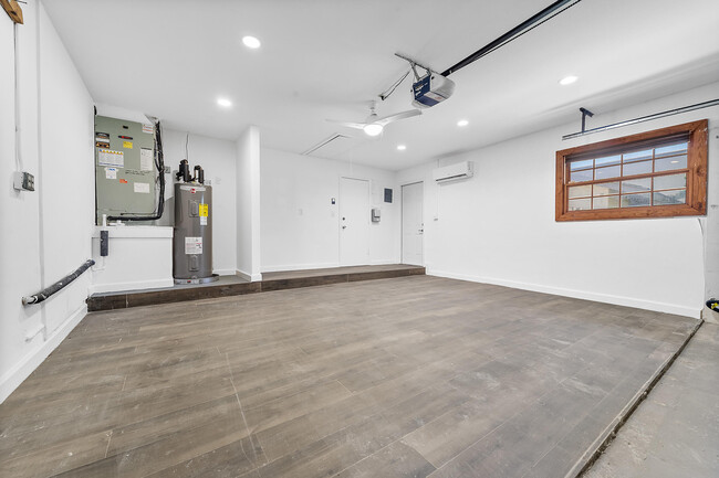 Building Photo - 4770 Fox Hunt Trail