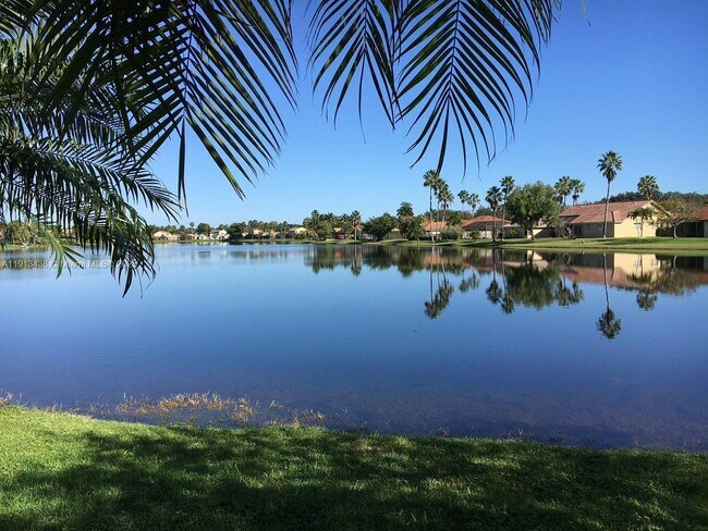 Building Photo - 1710 Harbour Side Dr