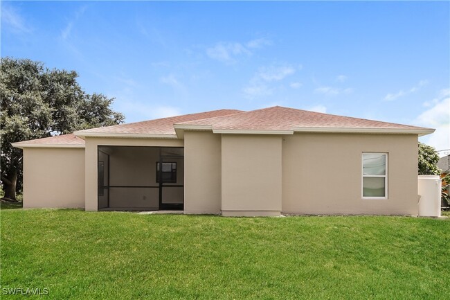 Building Photo - 4510 6th St W