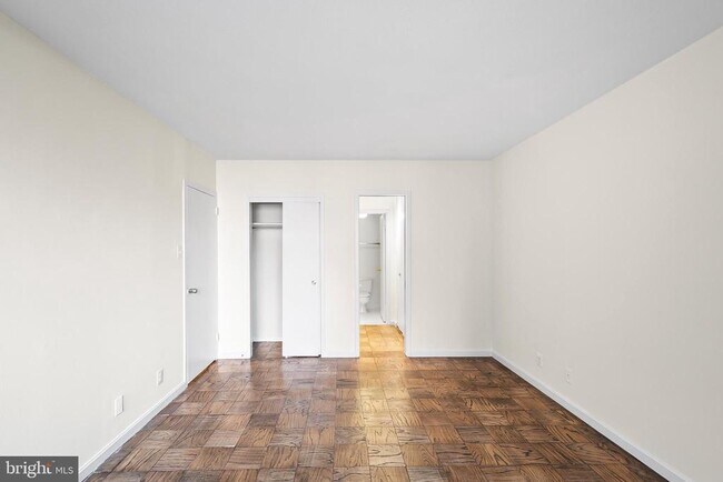 Building Photo - 4515 Willard Ave