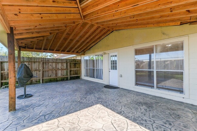 Building Photo - 3738 Quiet Pl Dr