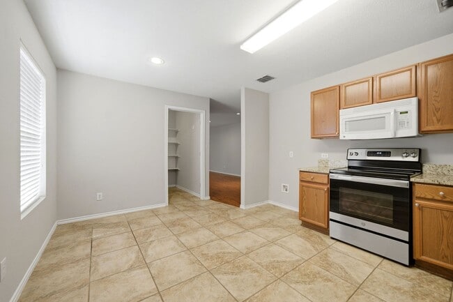 Building Photo - Easy Living with Wood Floors & Fireplace – Royse City, TX