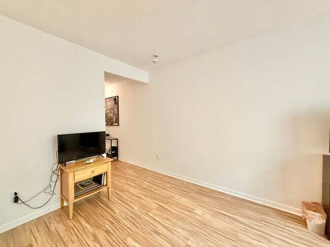 Building Photo - 3131 Hemlock Forest Cir