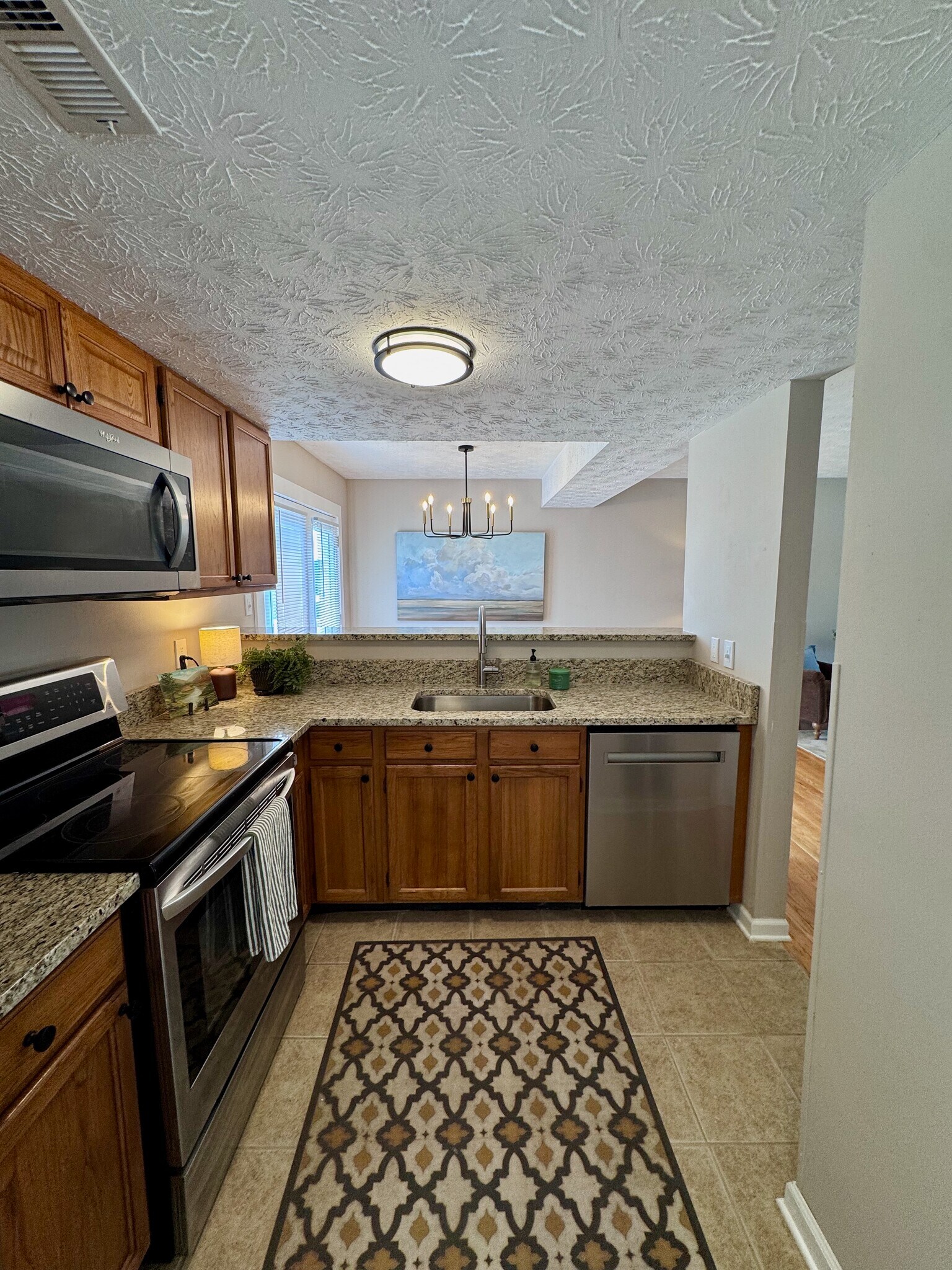 Building Photo - 808 Olde Pioneer Trail