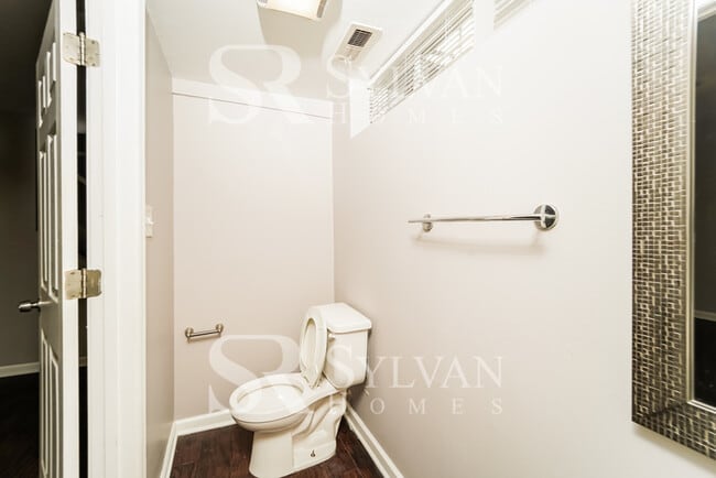 Building Photo - This is what you have been looking for