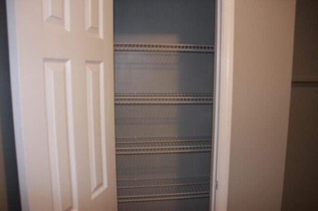 Building Photo - 2939 Stonecrest Ln