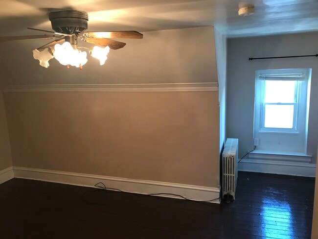 Building Photo - 341 Juniper St