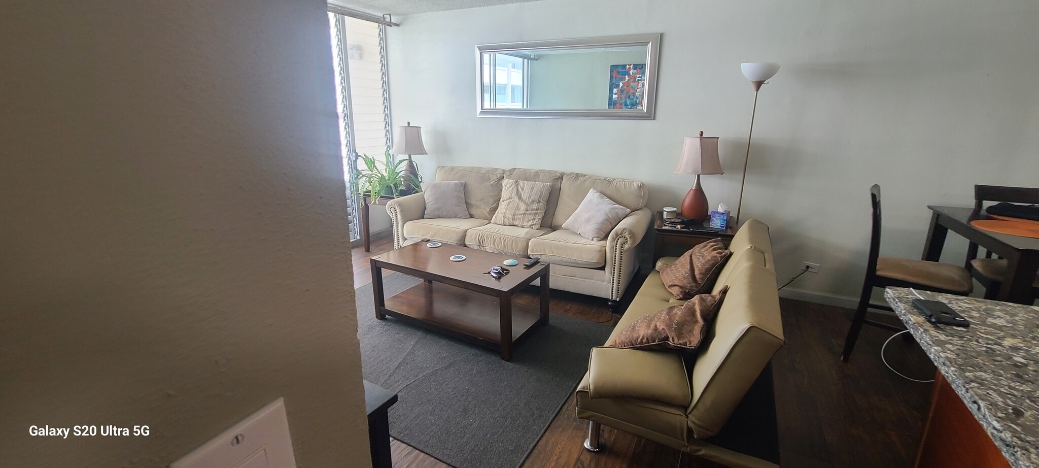 Building Photo - 2415 Ala Wai Blvd