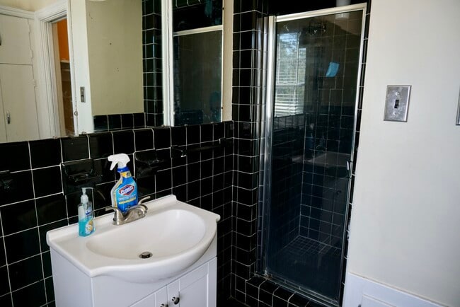 Building Photo - State Street Apartments