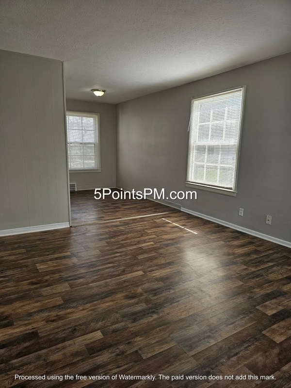 Building Photo - 25170 Treadwell Ave