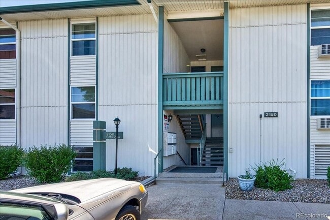 Building Photo - 2150 S Vaughn Way