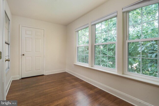Building Photo - 3309 Wyndham Cir