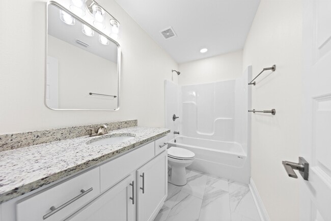 Building Photo - Bayou View