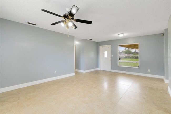 Building Photo - 4469 King Cole Blvd