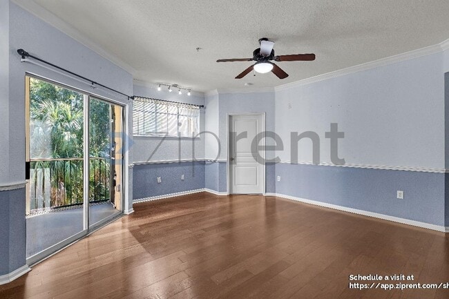 Building Photo - 5125 Palm Springs Blvd