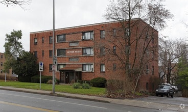 Building Photo - Sutton Place