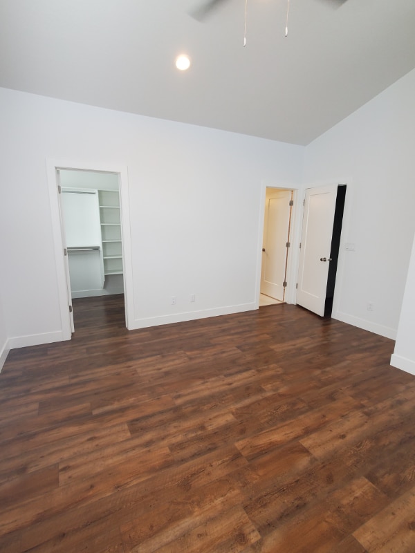 Building Photo - 2183 525 W