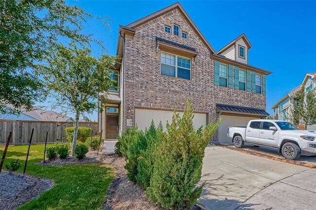 Building Photo - 16235 Rattlesnake Run Trail Trl
