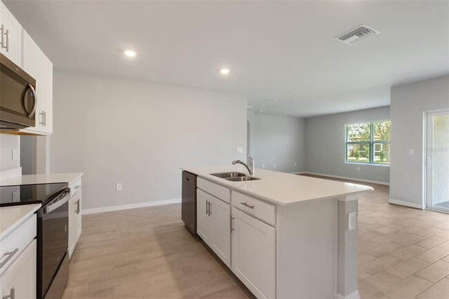 Building Photo - 25361 Doredo Dr